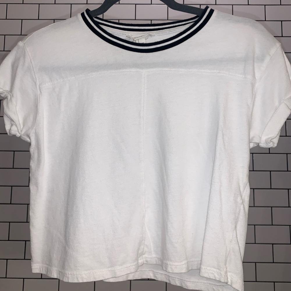 Forever 21 cropped tshirt with black stripes!